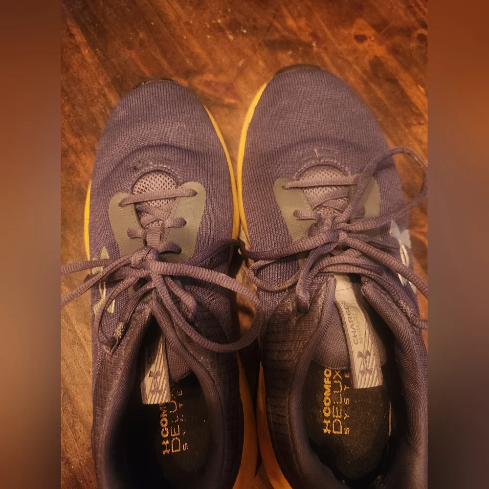 Under Armour lightweight athletic